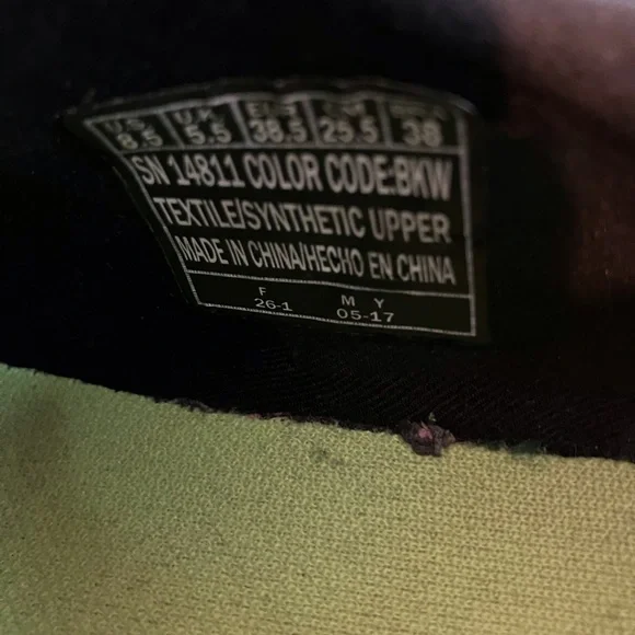 Skechers Women’s Sneakers GoRun Mojo size 8.5 comfy slip-ons - Picture 9 of 11